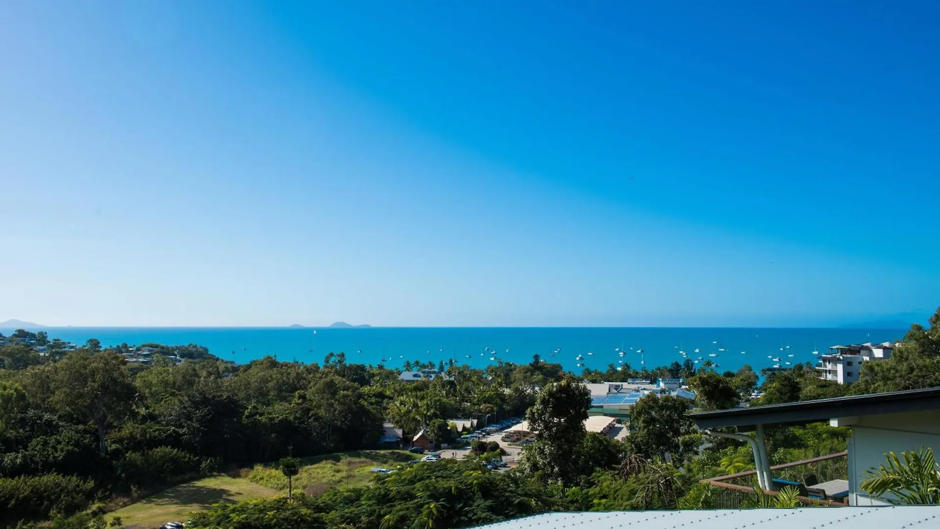 Bellevue Holiday Home - Airlie Beach